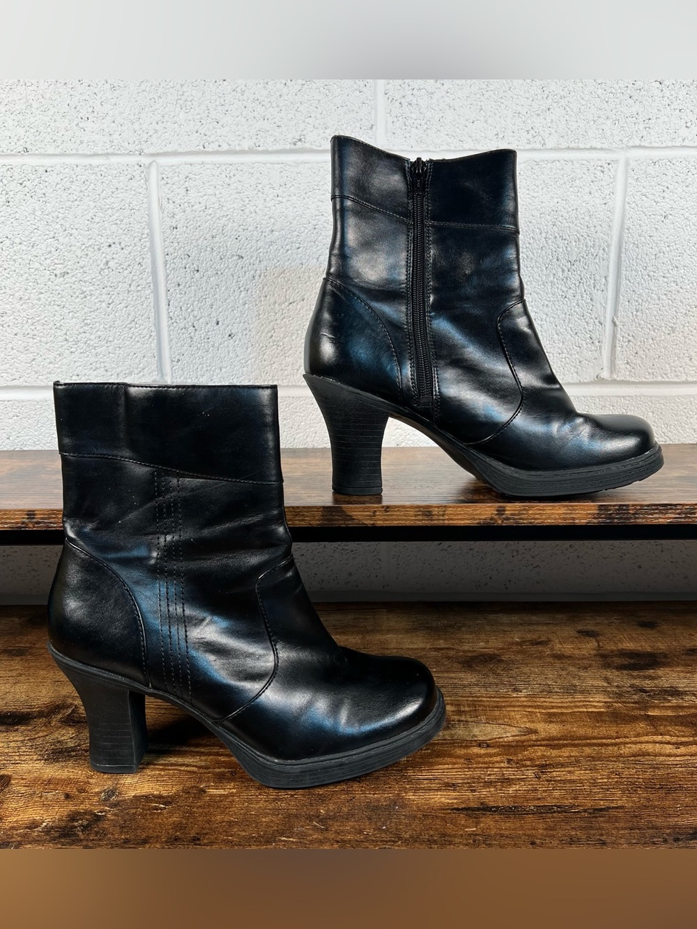 Mudd Boots Black Heeled Alpine Faux Leather Women's 9